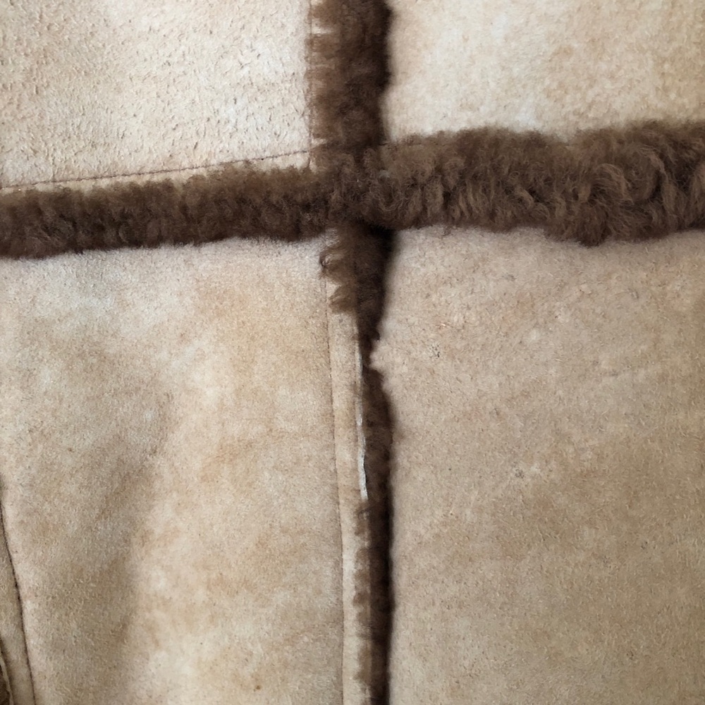 Vintage Sheepskin Shearling Coat with Hood Size 12 (See Description re Size) - Picture 11 of 16
